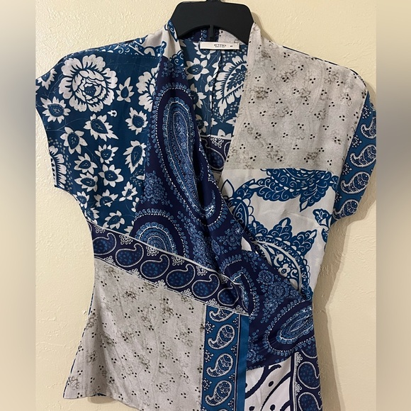 Etro Silk faux wrap style paisley floral top size 42 US size 6 - Picture 3 of 5